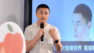 知名設計師聶永真挺罷免 籲台灣人團結守護民主與自由