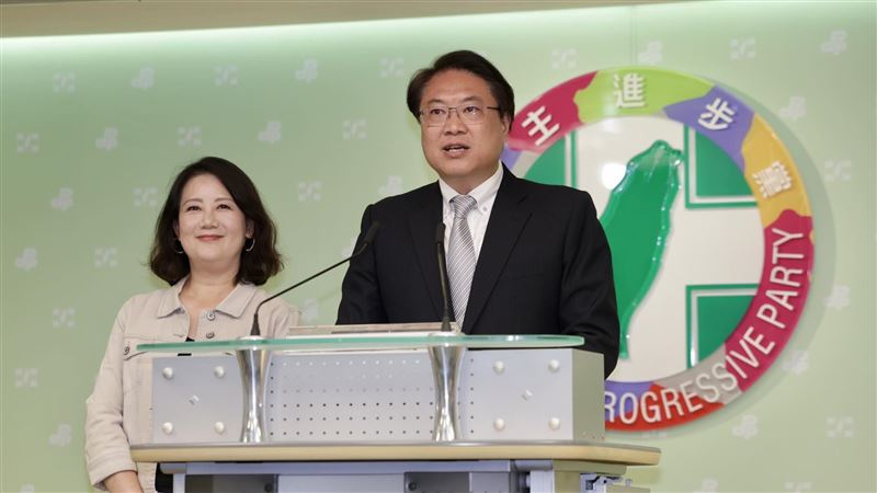 大罷免失敗 林右昌請辭民進黨秘書長