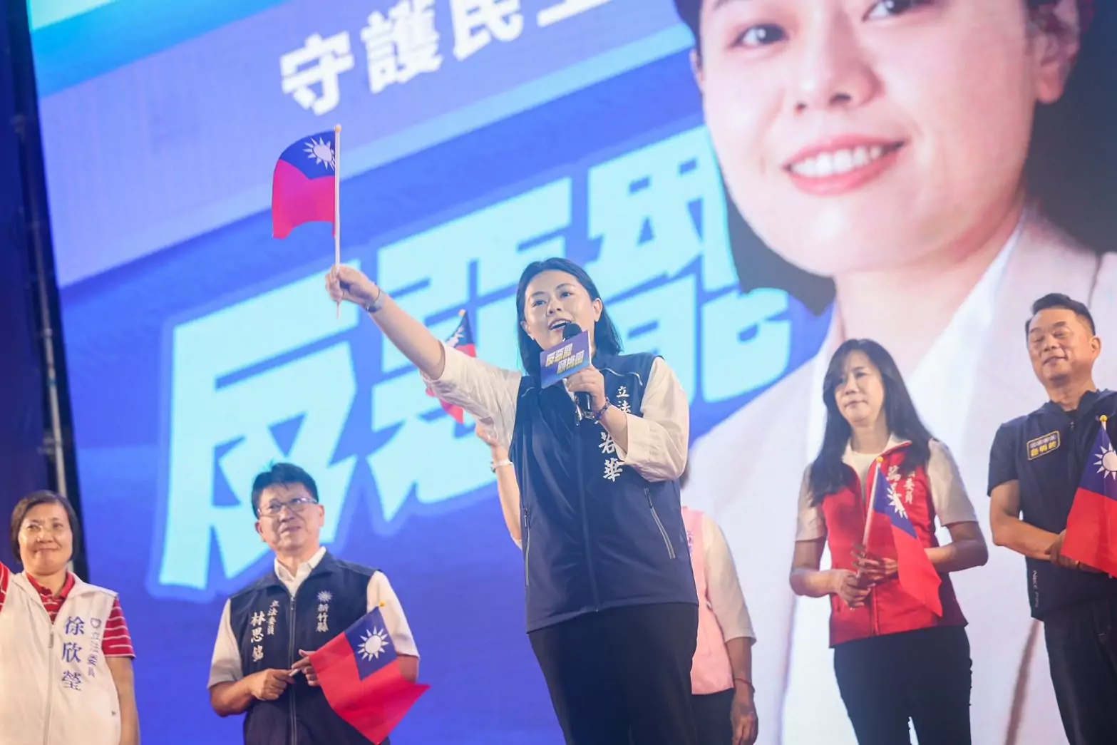 挺過罷免!桃園市第6選區立委邱若華:人民要的是團結 不是仇恨對立 挺過罷免!桃園市第6選區立委邱若華:人民要的是團結 不是仇恨對立