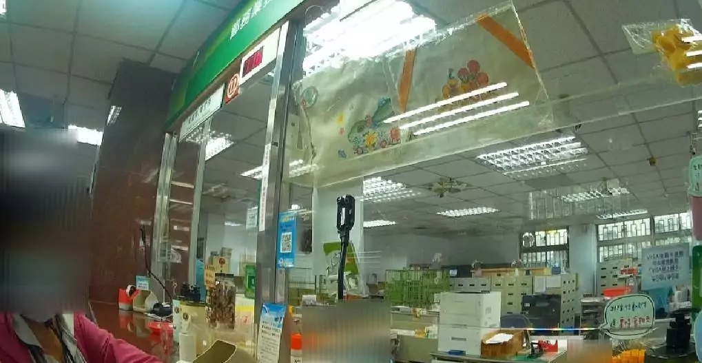 冒牌親戚騙裝潢費!老婦險失積蓄 警郵聯手及時阻詐 冒牌親戚騙裝潢費!老婦險失積蓄 警郵聯手及時阻詐