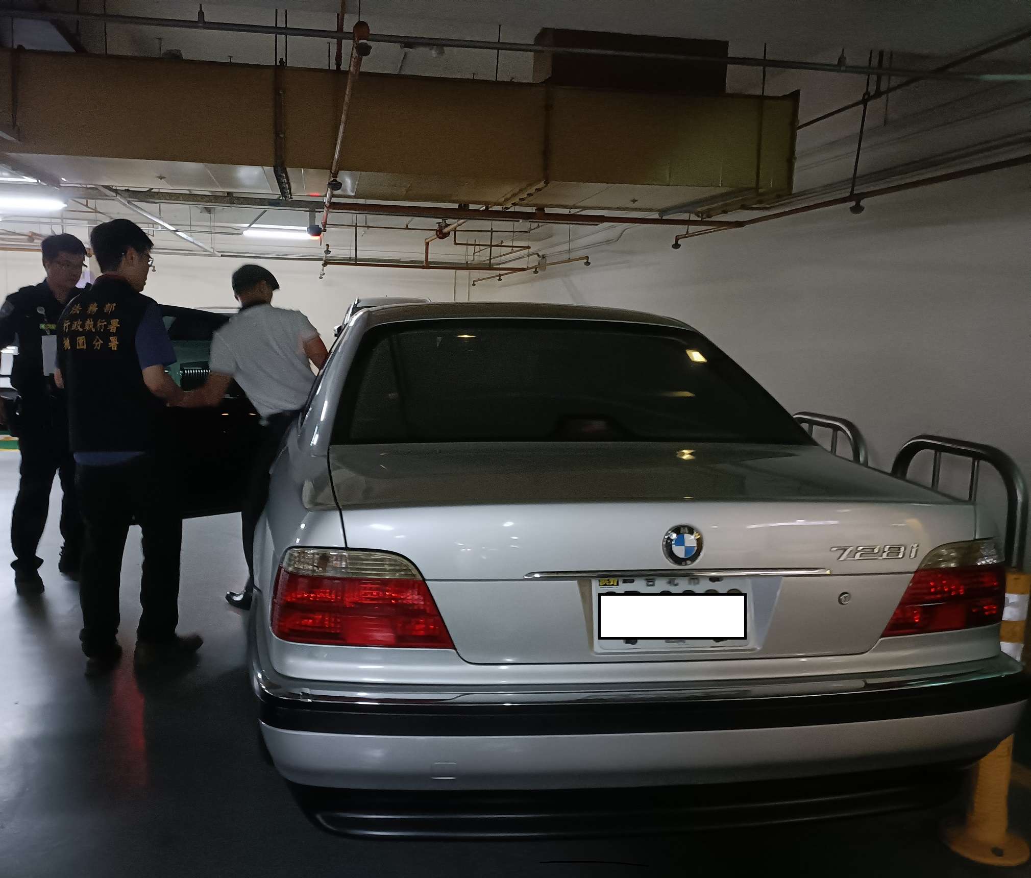 桃園分署嚴打機場黃牛!7駕駛違法攬客秒遭逮 下場慘了 IMG20250723142158