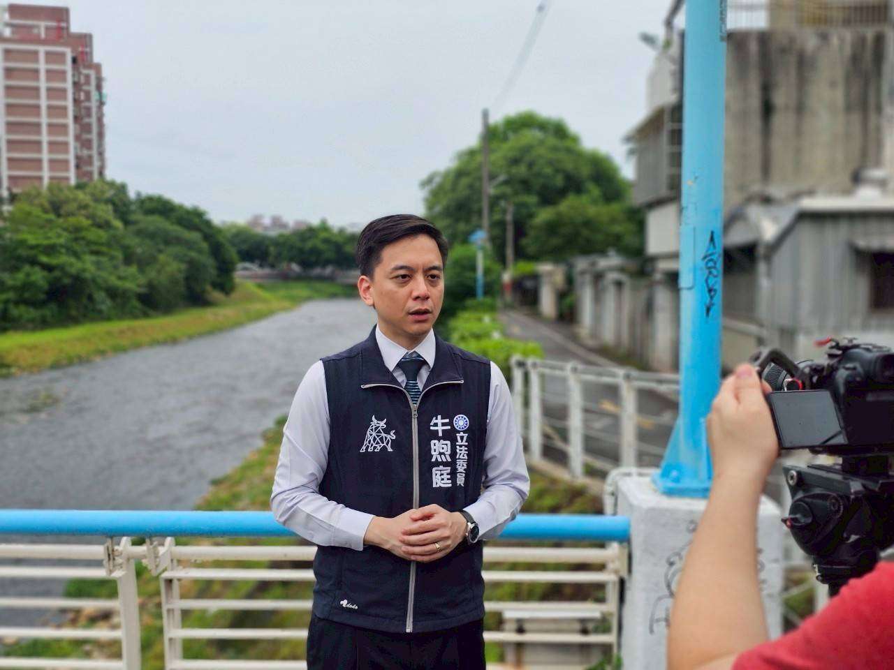 牛煦庭爭取中央、地方各分擔50%經費 桃捷棕線拚年底動工 S 11206726