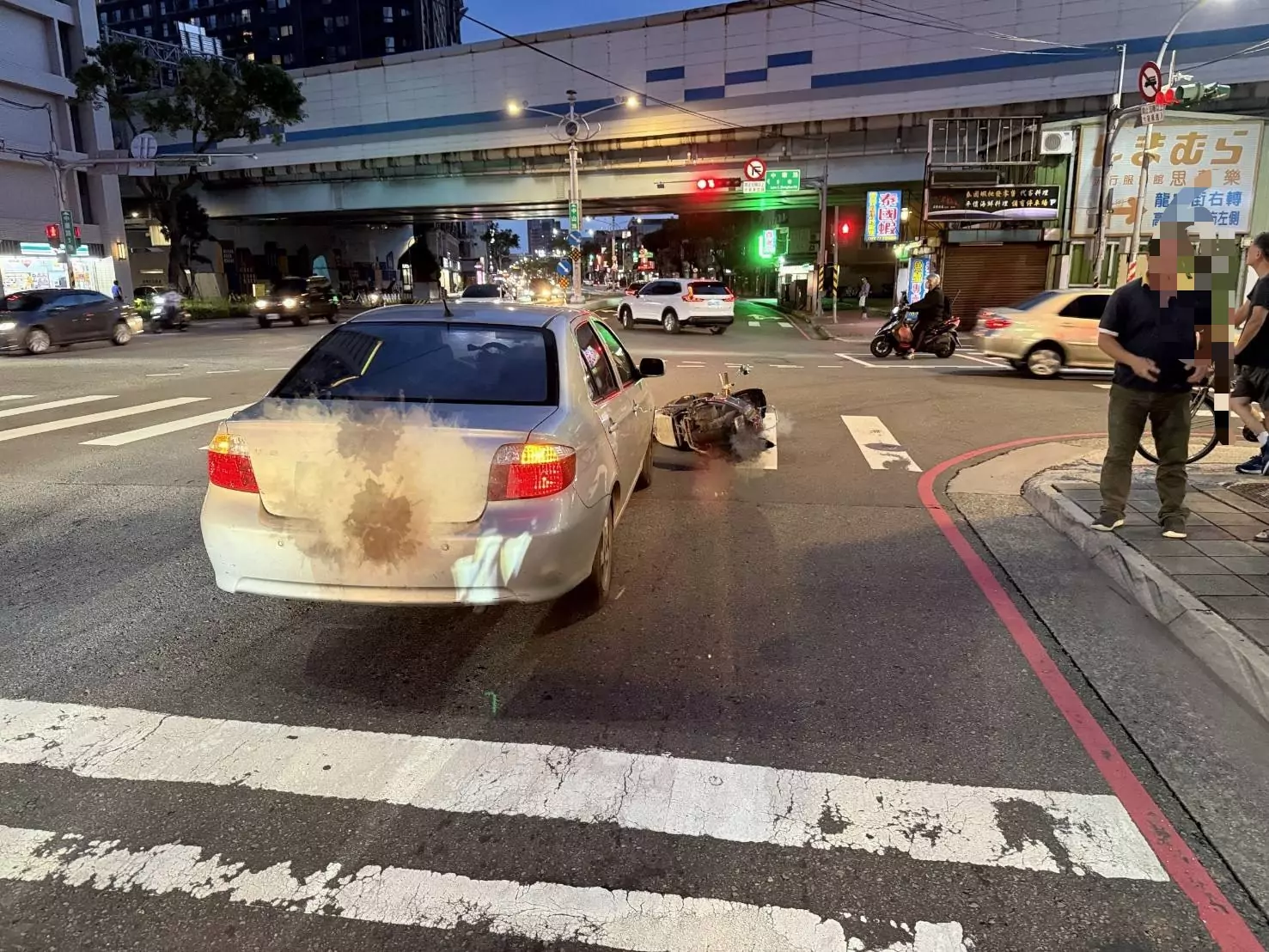 【有片】擦撞女騎士未停車 桃園男「只看一眼」肇逃被揪出 【有片】擦撞女騎士未停車 桃園男「只看一眼」肇逃被揪出