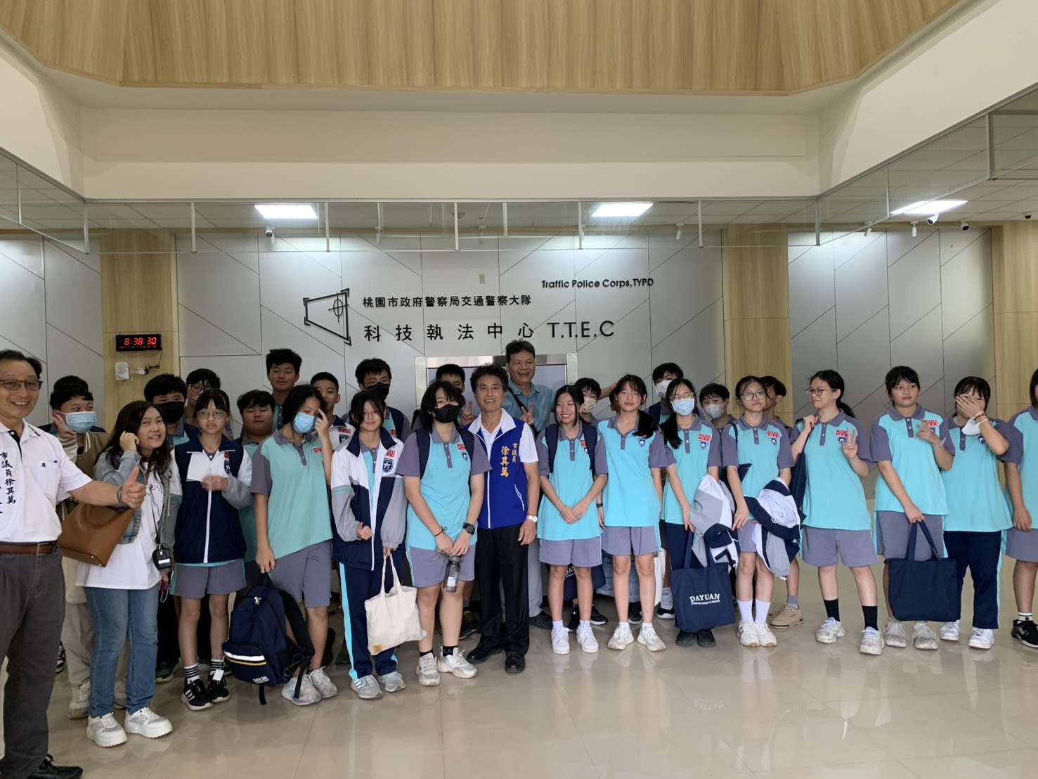 交通安全向下扎根!桃警推出暑假營隊 VR模擬教親子避危險 S 43114692