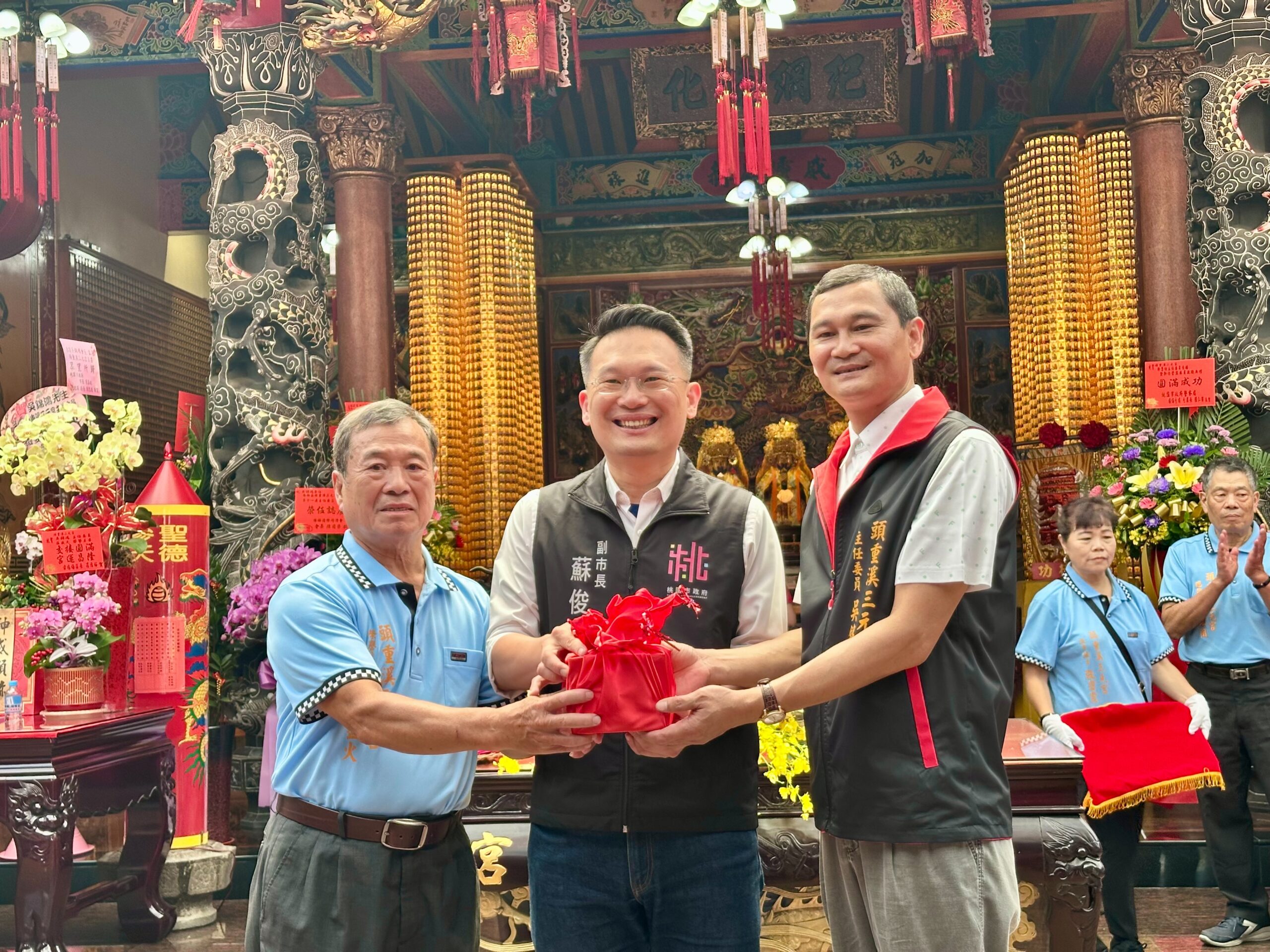 楊梅頭重溪三元宮主委交接 蘇俊賓期許承擔發揚信仰使命 S 44261480 0 0 scaled
