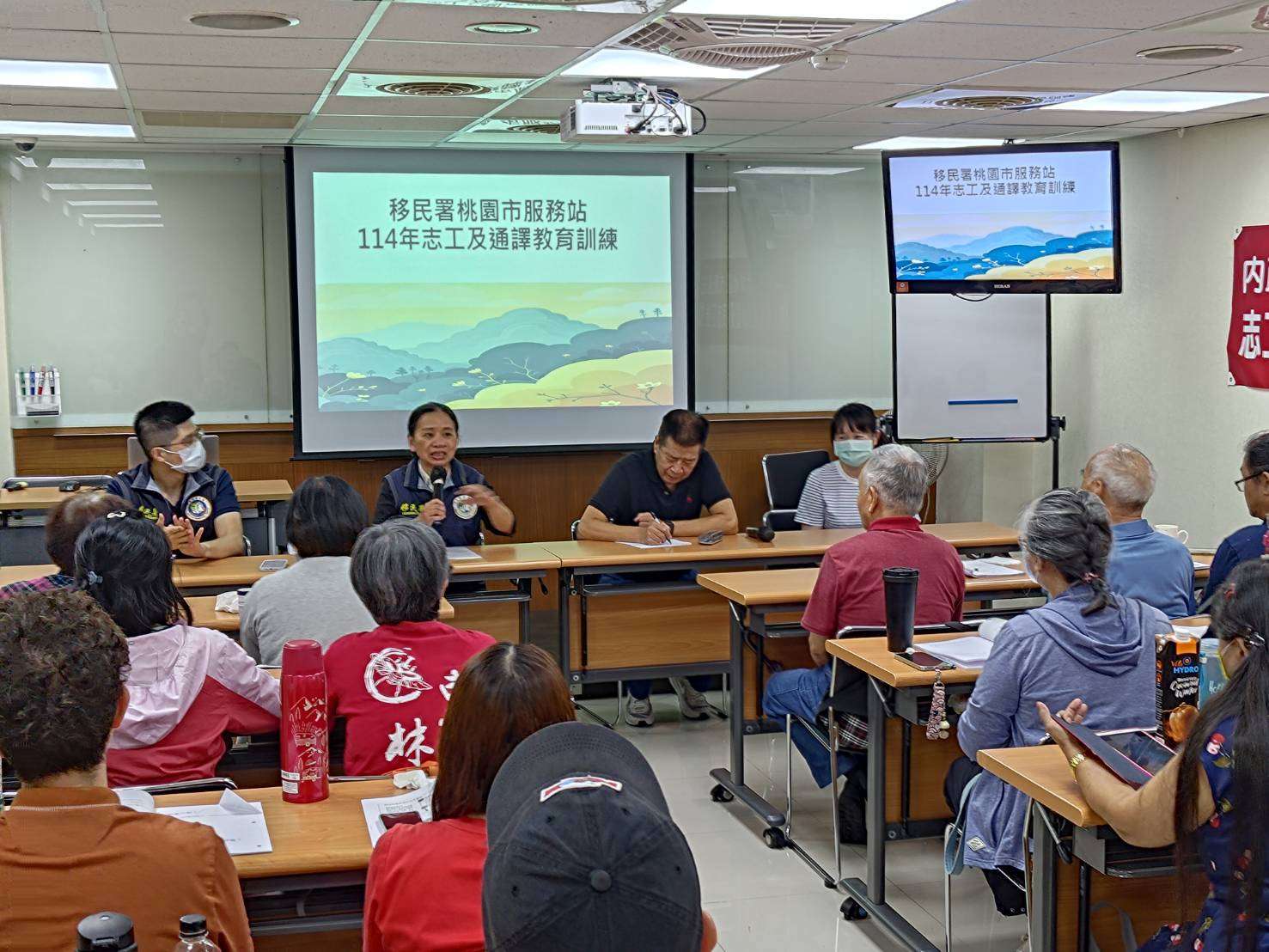 王素玲暖心服務獲肯定!桃園移民署強化志工通譯教育、防疫也不鬆懈 S 91365401