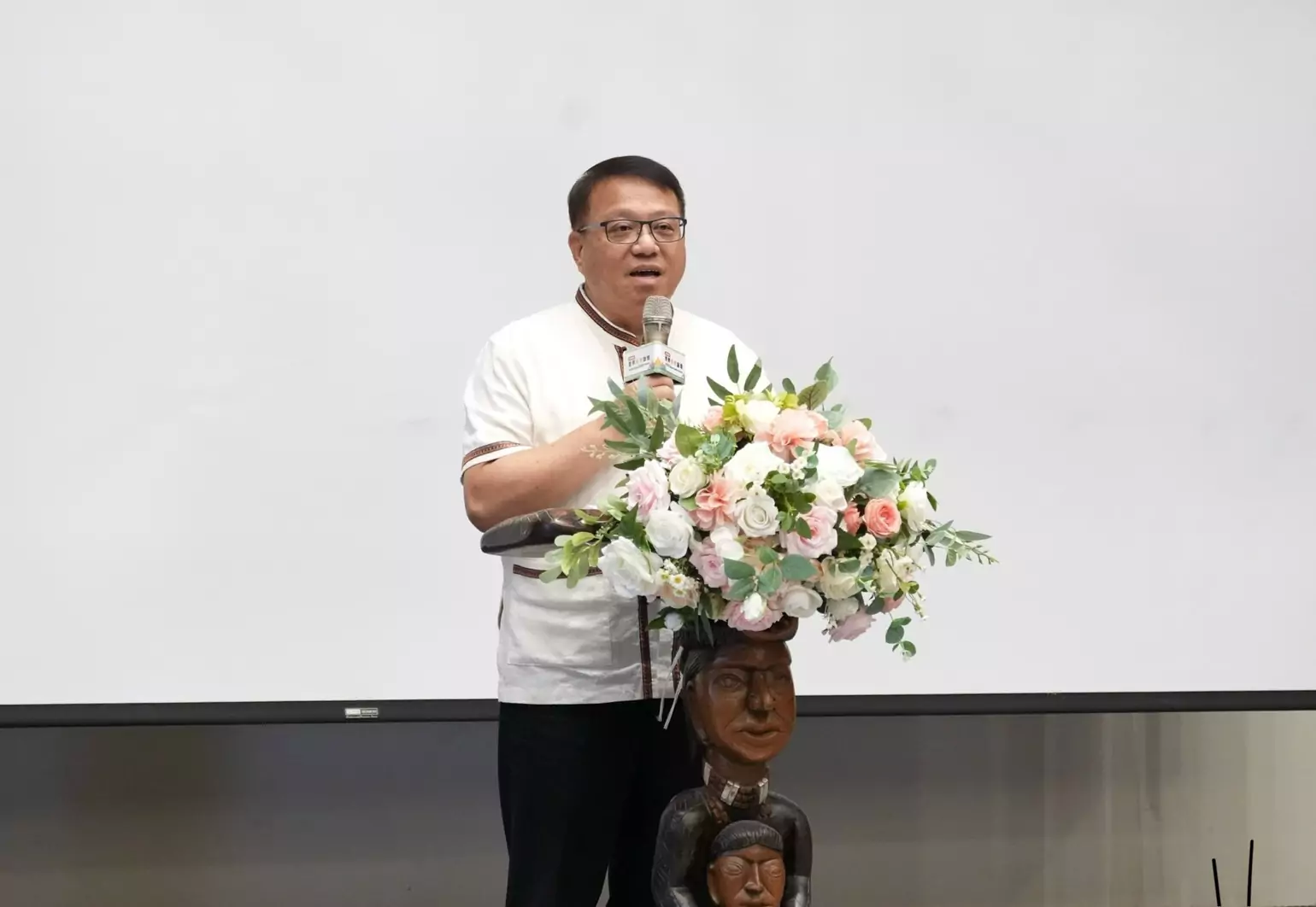 原民會舉辦世界青年論壇 促進跨文化對談與思辨 圖片一、原民會杜張梅莊Adralriw Abaliusu副主任委員致詞 1