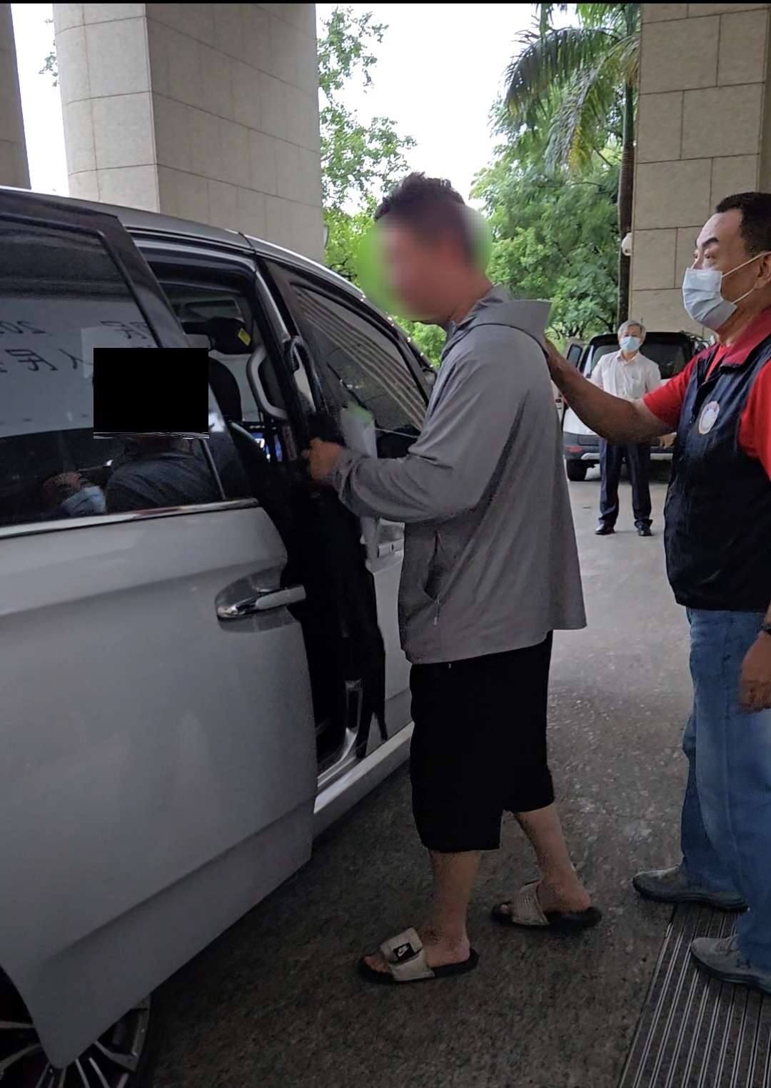 網路賣遊戲幣大賺4千萬拒繳稅 桃園男涉嫌脫產遭裁定管收 管收照片2