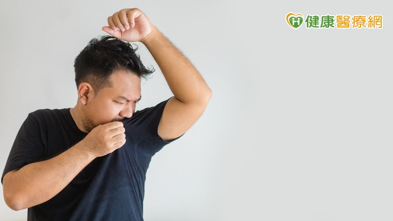 夏天怕變「臭臭人」?食藥署列止汗劑使用3重點 用太多汗堵住恐傷身!