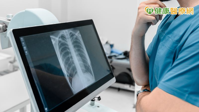 車禍送醫成救命契機 男子意外「撞見」極早期肺腺癌