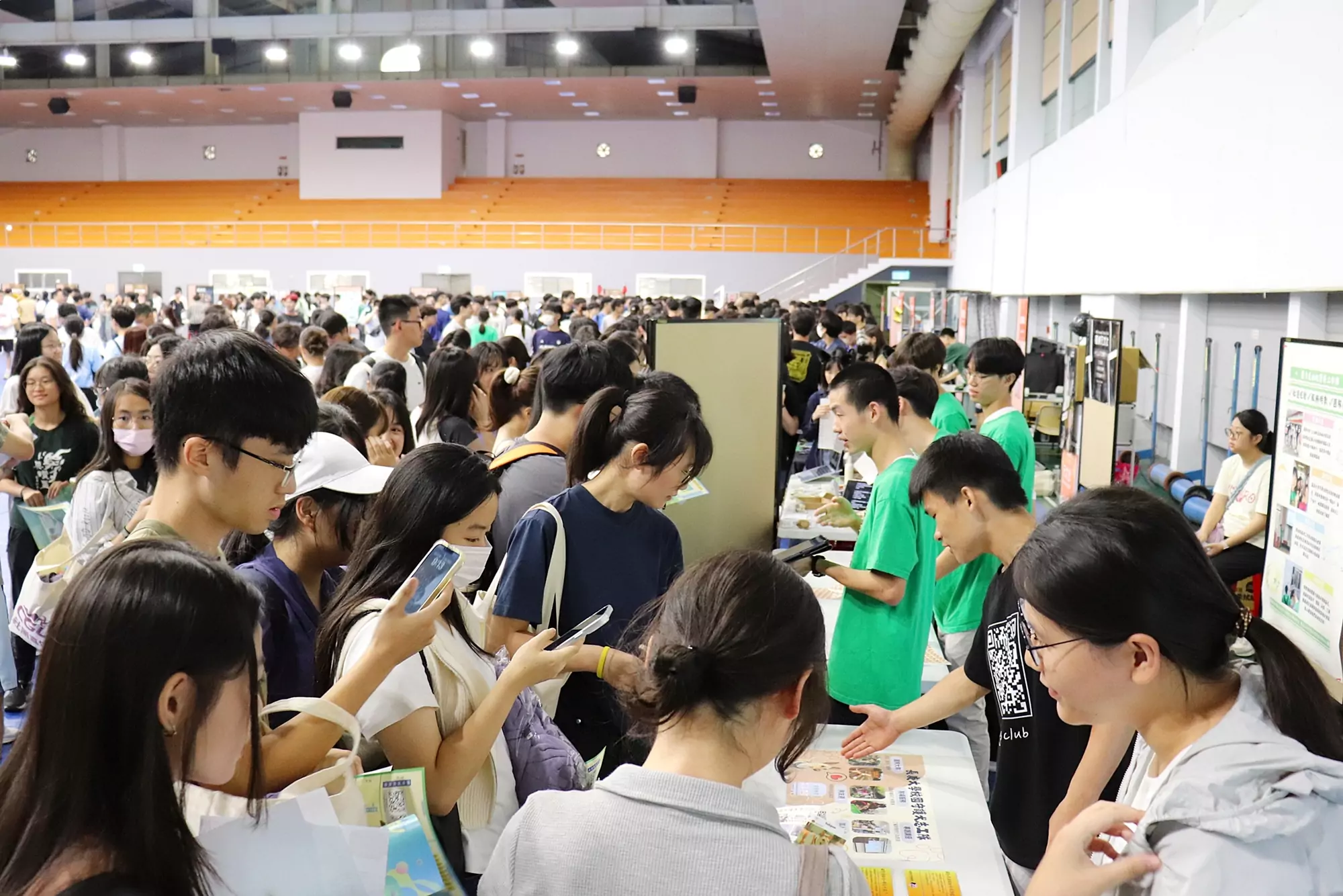 長庚大學迎接新生 湯明哲期勉學子走出舒適圈 長庚大學迎接新生 湯明哲期勉學子走出舒適圈