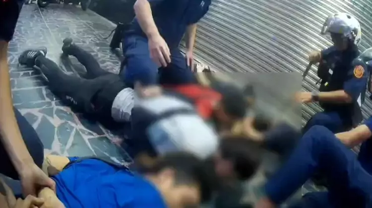 【有片】全是失聯移工!八德警攔查可疑小客車 5乘客全遭逮 【有片】全是失聯移工!八德警攔查可疑小客車 5乘客全遭逮