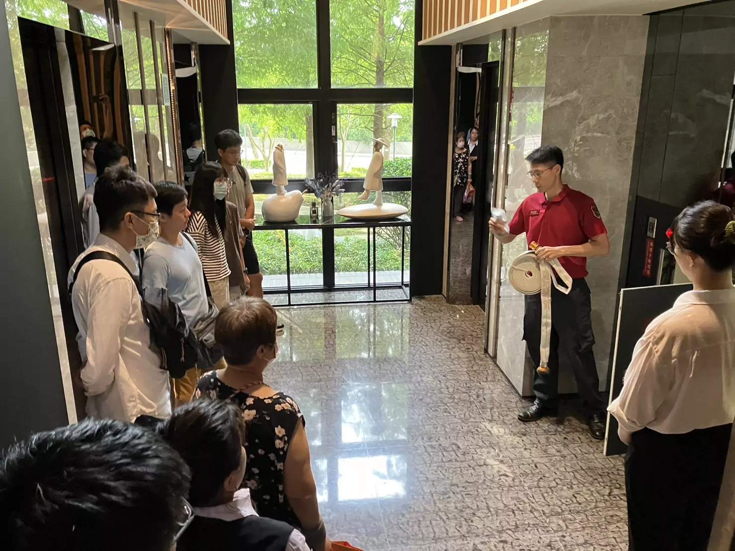 桃消結合普渡進社區 青埔分隊加碼送「防火守護」 桃消結合普渡進社區 青埔分隊加碼送「防火守護」