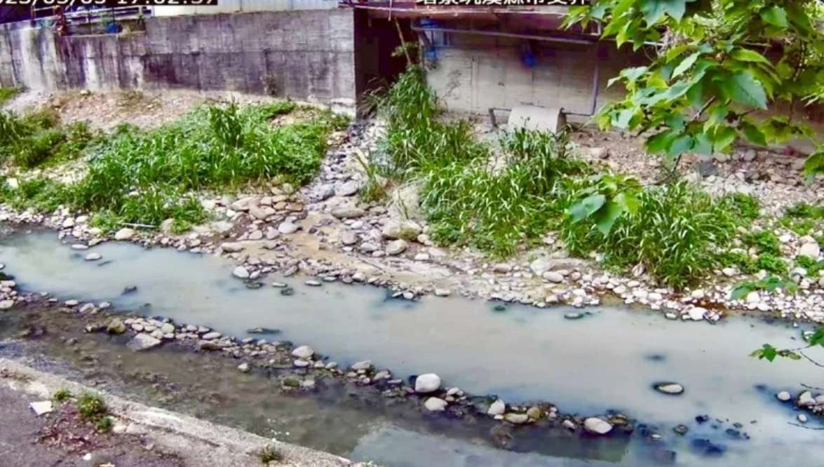 18年偷排強鹼廢水 裕民化學三人一審判緩刑、公司追繳1.4億