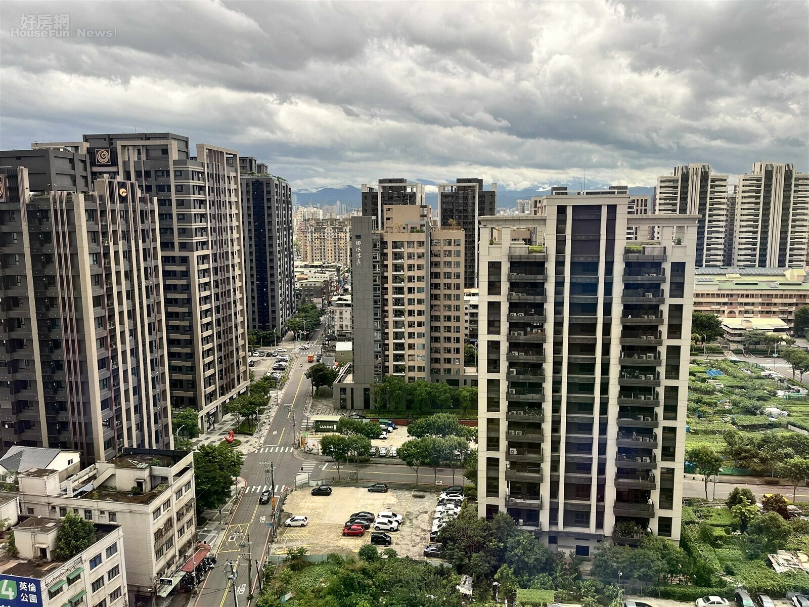 建商緊急公告全面停工　專家喊「又來了」：比2016年房市低潮時期更嚴重！