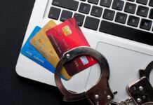 一年架700詐騙網站!科技公司助詐團吸金破億 8人全遭逮