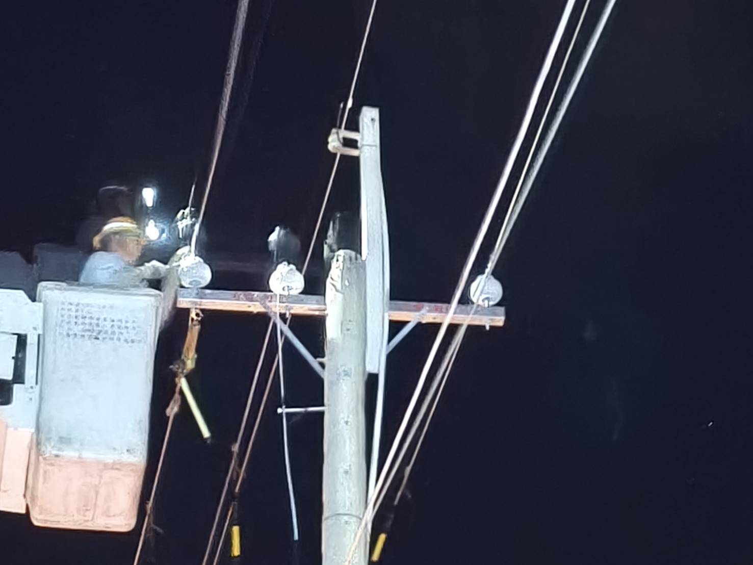 楊柳颱風釀桃園逾6萬戶停電 台電深夜完成復電 229050