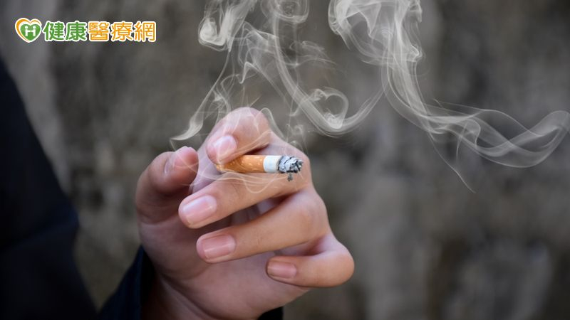 28歲男菸齡10年突胸悶痛 掛急診檢查竟是心肌梗塞