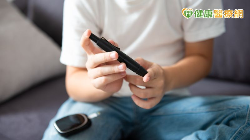 16歲男學生罹患糖尿病兩年 「1因素」害病程失控引發致命併發症