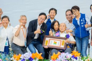 桃園52位模範父親出爐 張善政表揚奉獻精神樹立榜樣