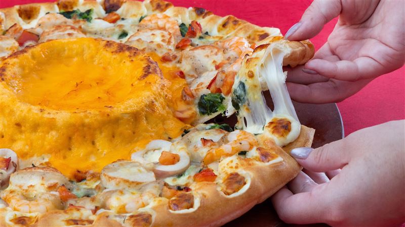 達美樂、必勝客槓上 為火山披薩提告