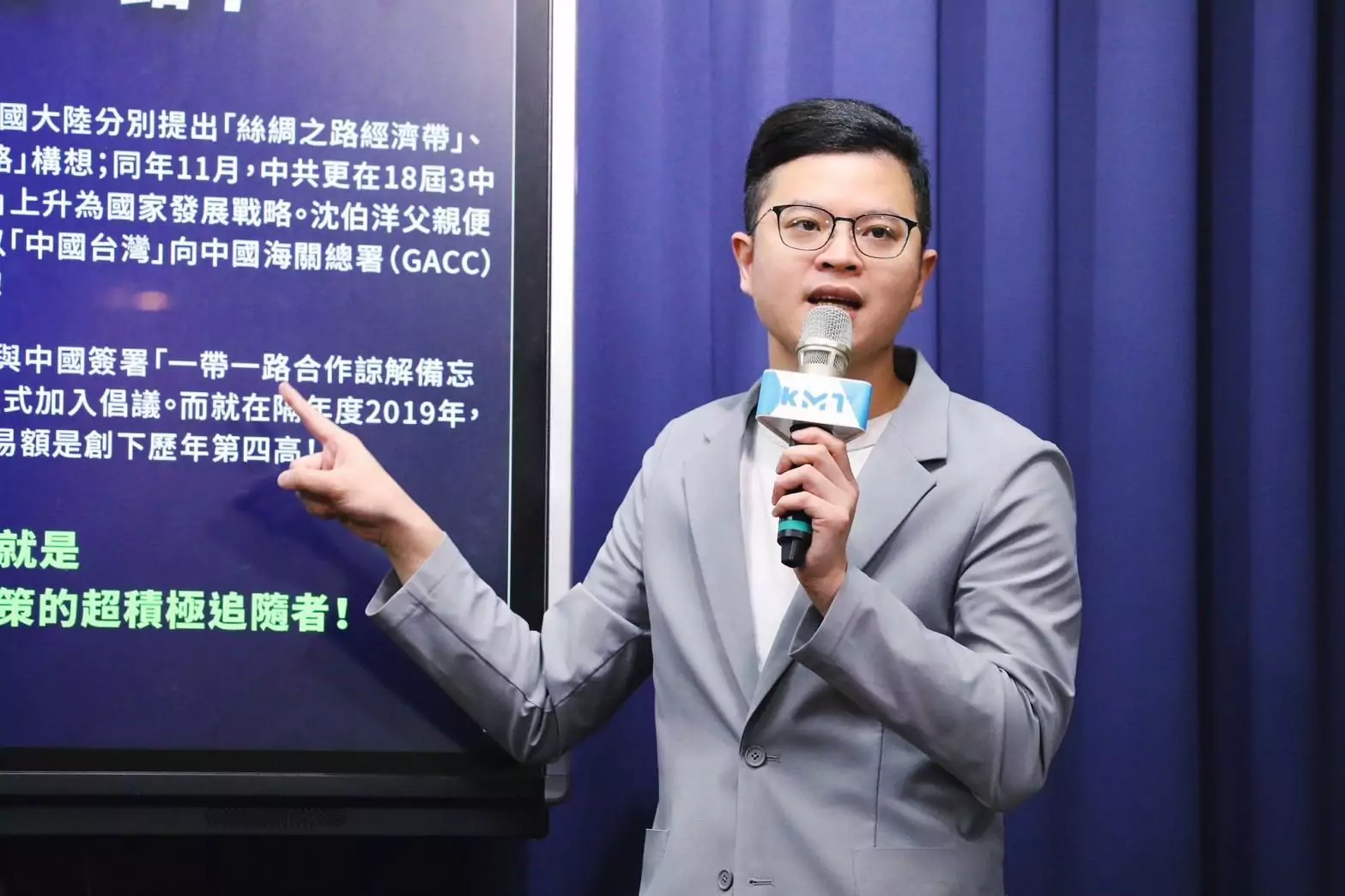 批賴清德國慶演說無解方 凌濤點3件事:讓台灣「連滾帶爬」 批賴清德國慶演說無解方 凌濤點3件事:讓台灣「連滾帶爬」