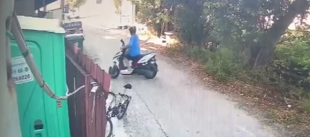 中壢機車竊案!男子光天化日下偷車 過程全都錄 5456