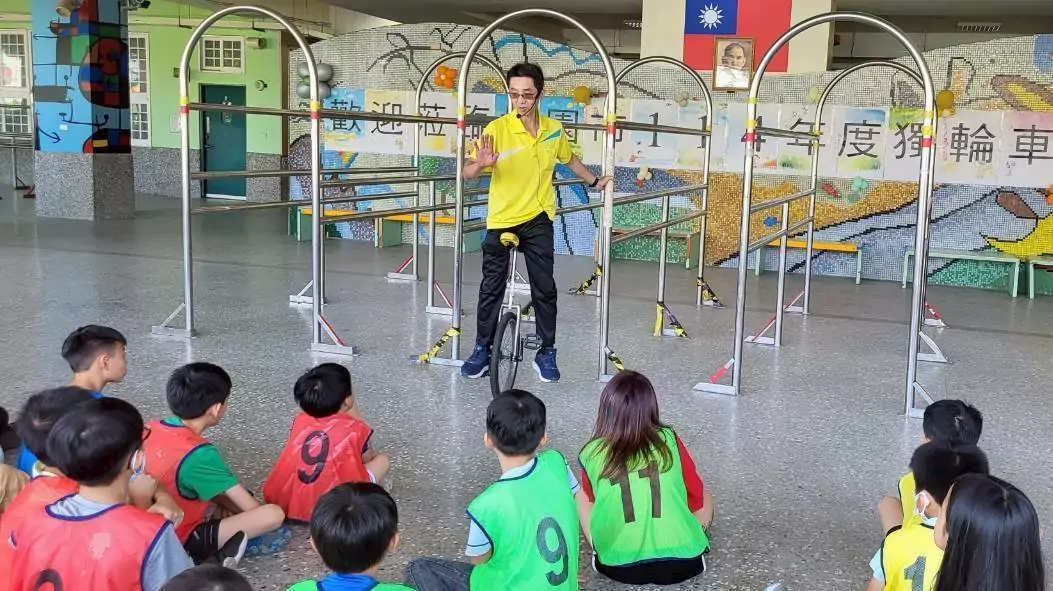 中埔國小舉辦獨輪車親子營 陪伴身心障礙學生快樂學習 中埔國小舉辦獨輪車親子營 陪伴身心障礙學生快樂學習
