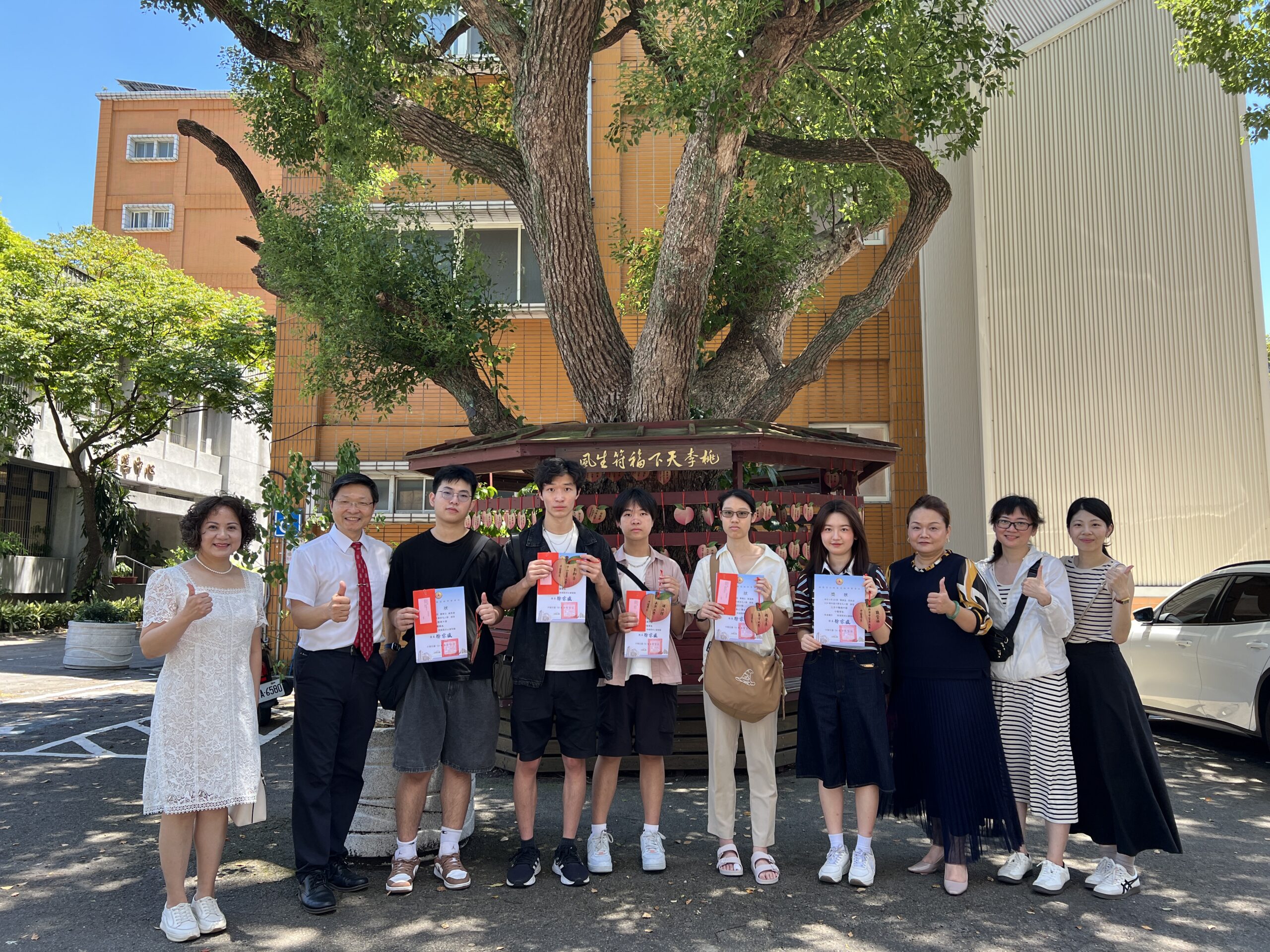 桃園高中始業式邀應屆畢業學長姐返校 鼓勵新生勇於追夢 632573 0 scaled