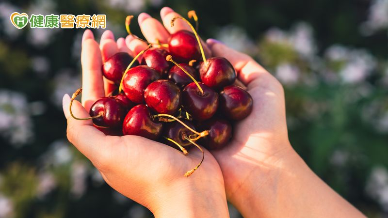 有睡眠困擾?吃櫻桃讓褪黑激素作用最佳化 助改善睡眠品質