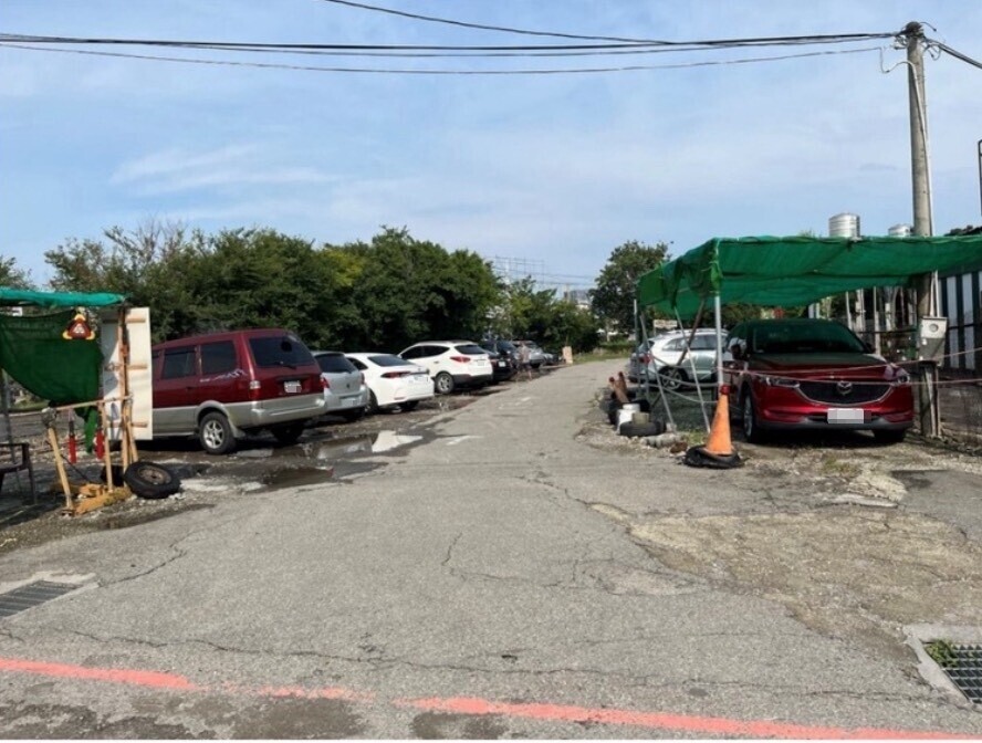 西屯農業土地違法設置停車場!官方徹查、勒令停用