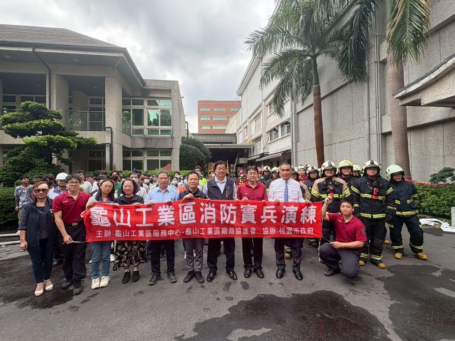 桃消第一大隊聯手企業演練 高科技設備出動助攻黃金救援時間 S 163946640 0