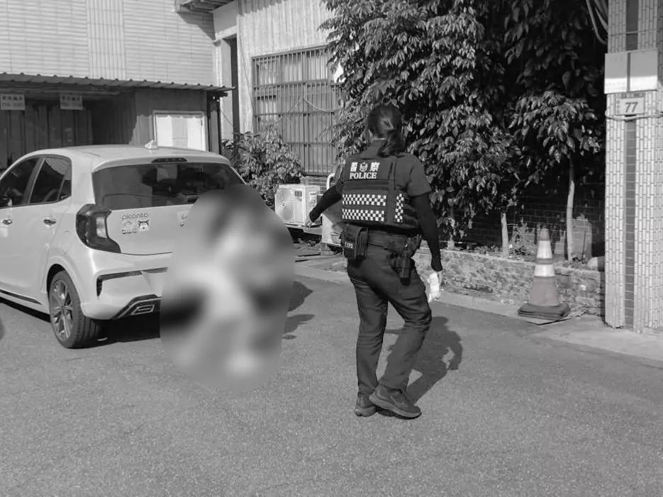 4歲童偷溜出門徘徊超商內 大園警憑「1記憶」成功助團圓 4歲童偷溜出門徘徊超商內 大園警憑「1記憶」成功助團圓
