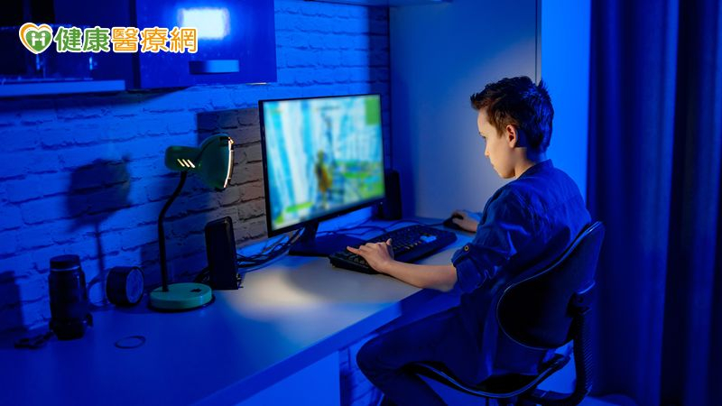 青少年社群網路藏危機! 調查:超過80%青少年生活離不開社群媒體