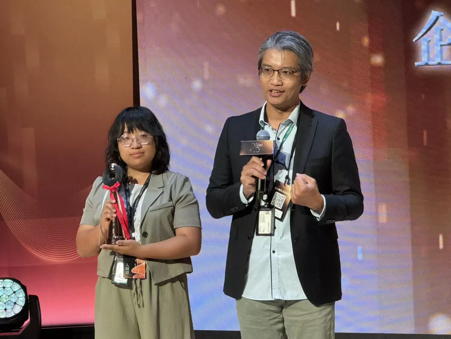 《墓之物語》奪金視獎最佳企編殊榮 北健深耕桃園再受肯定 劉雨婷左杜懷聖右獲獎致詞 0