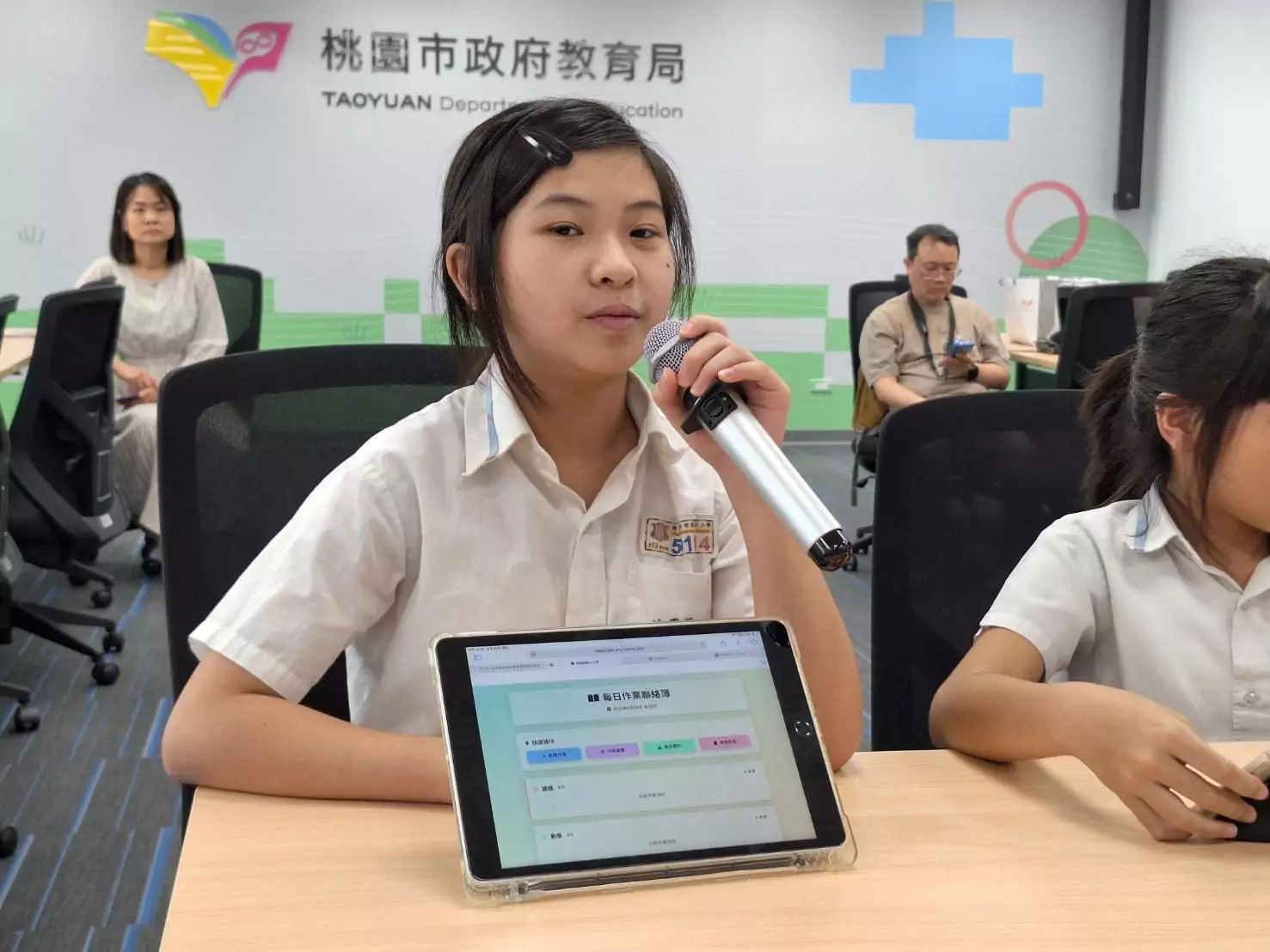桃園教育局推動生成式AI融入國小課程 打造智慧校園 開學記者會 9 0