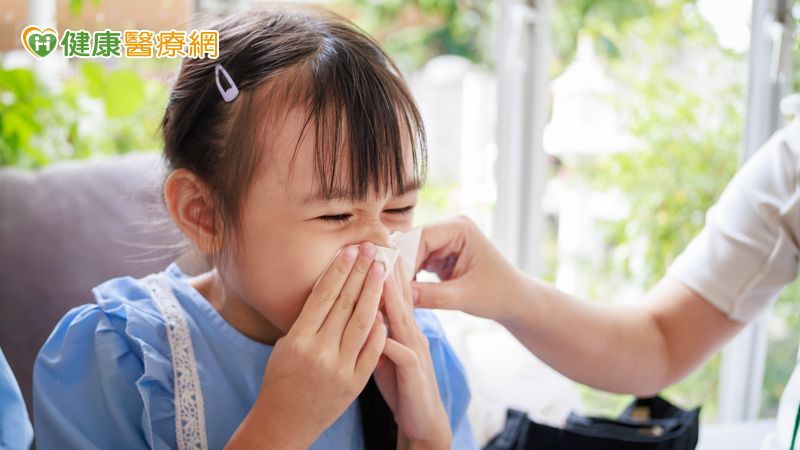 公費三價流感疫苗10月開打!疾管署:有效降低重症與死亡風險