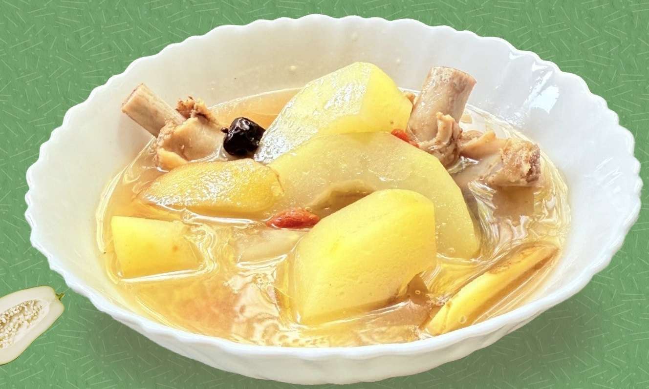 秋天喝湯補元氣!電鍋料理「青木瓜排骨湯」3步驟輕鬆上桌