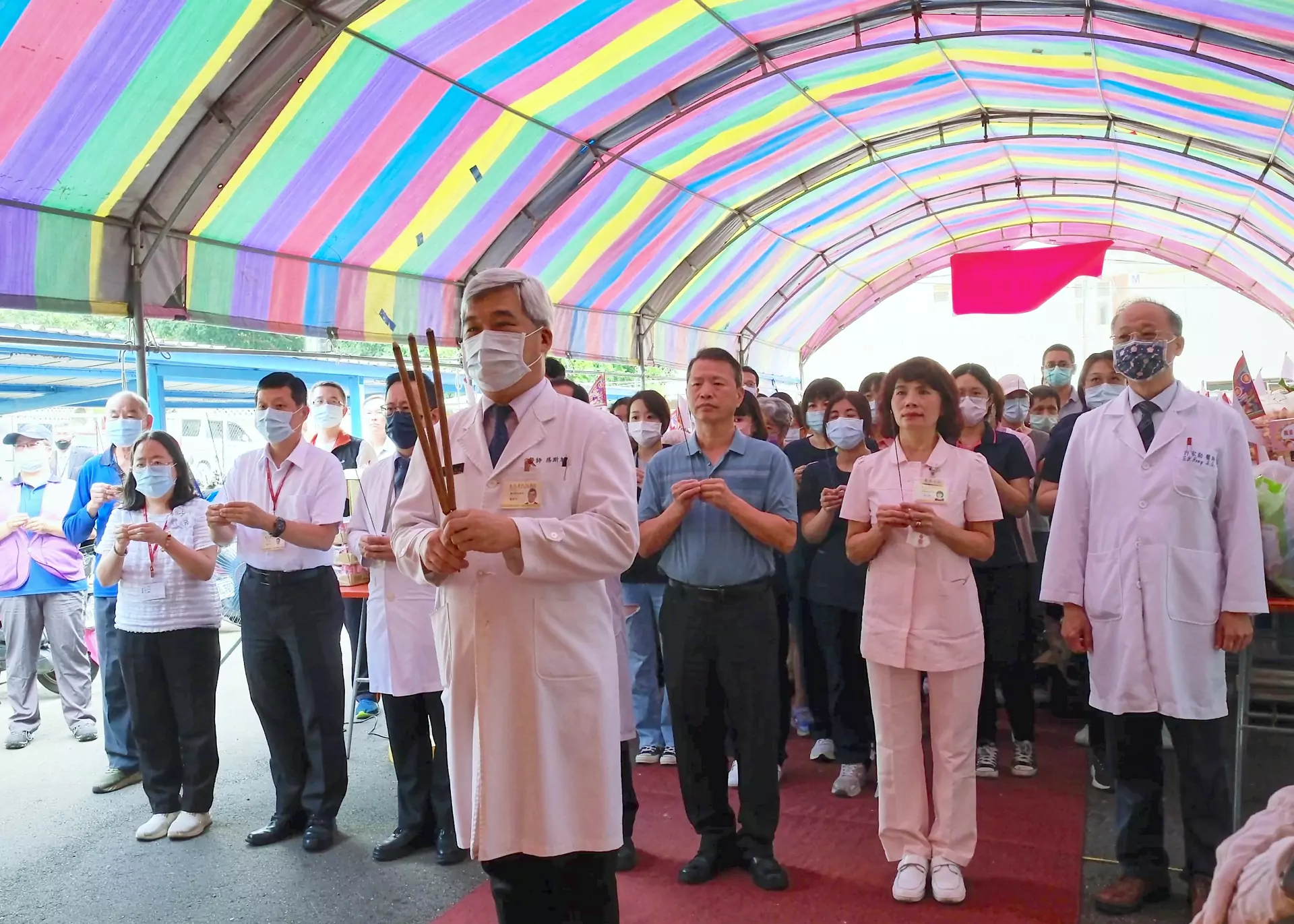 北榮桃園分院中元普渡邀法師誦經 落實濟世利人精神 北榮桃園分院中元普渡邀法師誦經 落實濟世利人精神