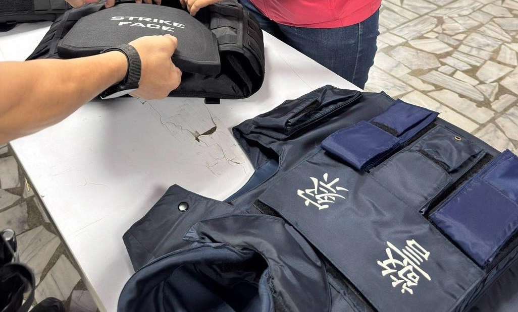 防彈衣尺寸不合?警政署:已修正規格 預計10月陸續配發