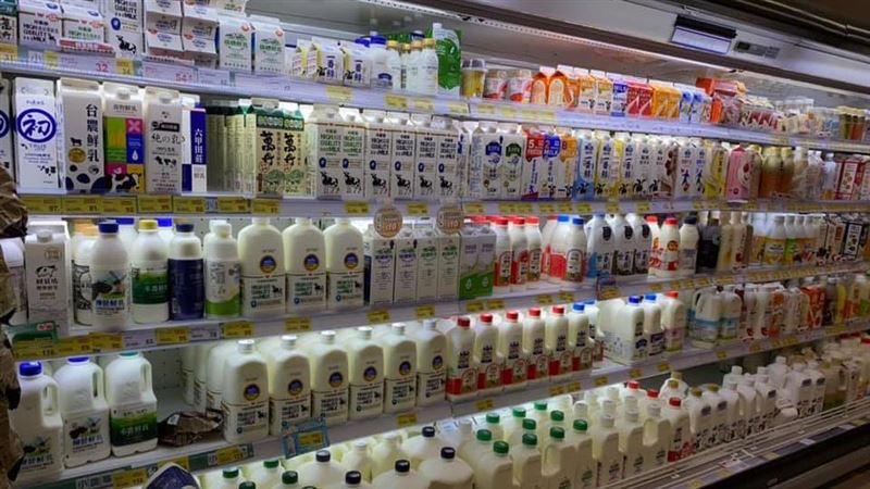 美國最新研究:全脂牛奶攝取過多 心血管疾病上升