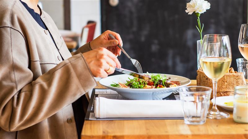 醫提醒「過午不食」減重風潮 恐增加30%死亡風險