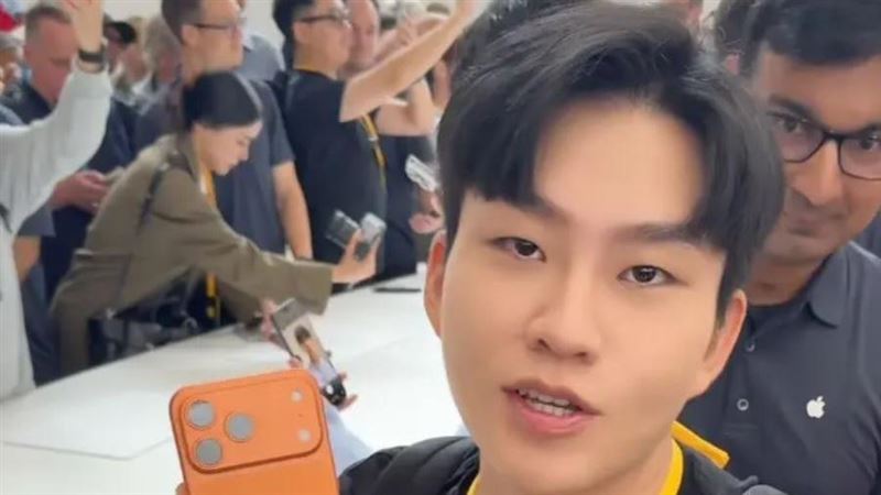 Joeman開箱iPhone 17 Pro Max 前後鏡頭可同時錄影