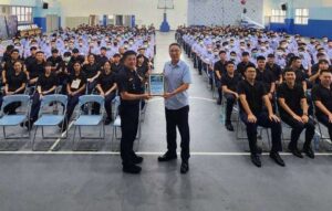 蘆竹警結合海巡署宣導交通安全 推廣人本交通與停讓文化