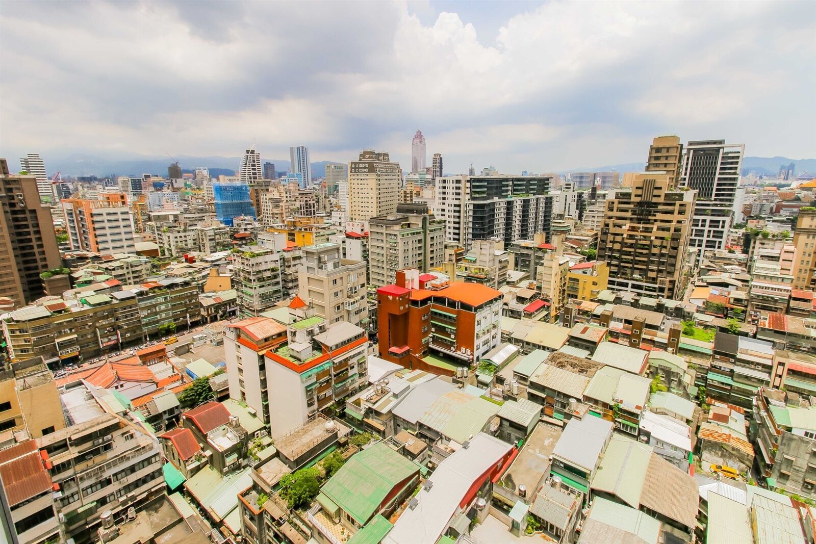 買房意願雖觸底反彈 屋主賣房還是沒信心 專家:房市空即是空