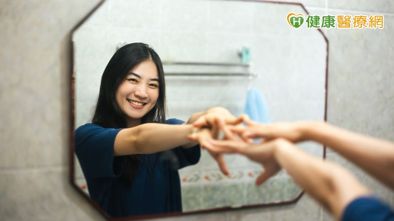 每天練習自我對話 掌握技巧擺脫不安全感與負面思維