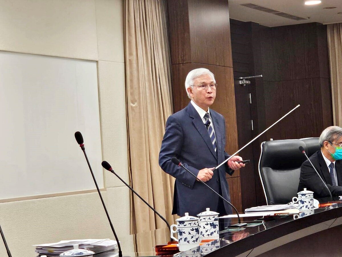 最新/多半年!實質換屋族好消息?央行再調整政策「內容曝光」