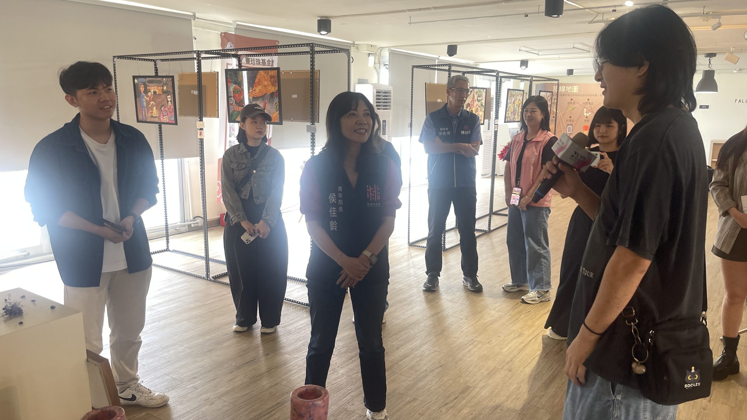 桃園小小聯合國設計展登場 開南大學展現深耕新住民影像教育成果 S 30285917 scaled