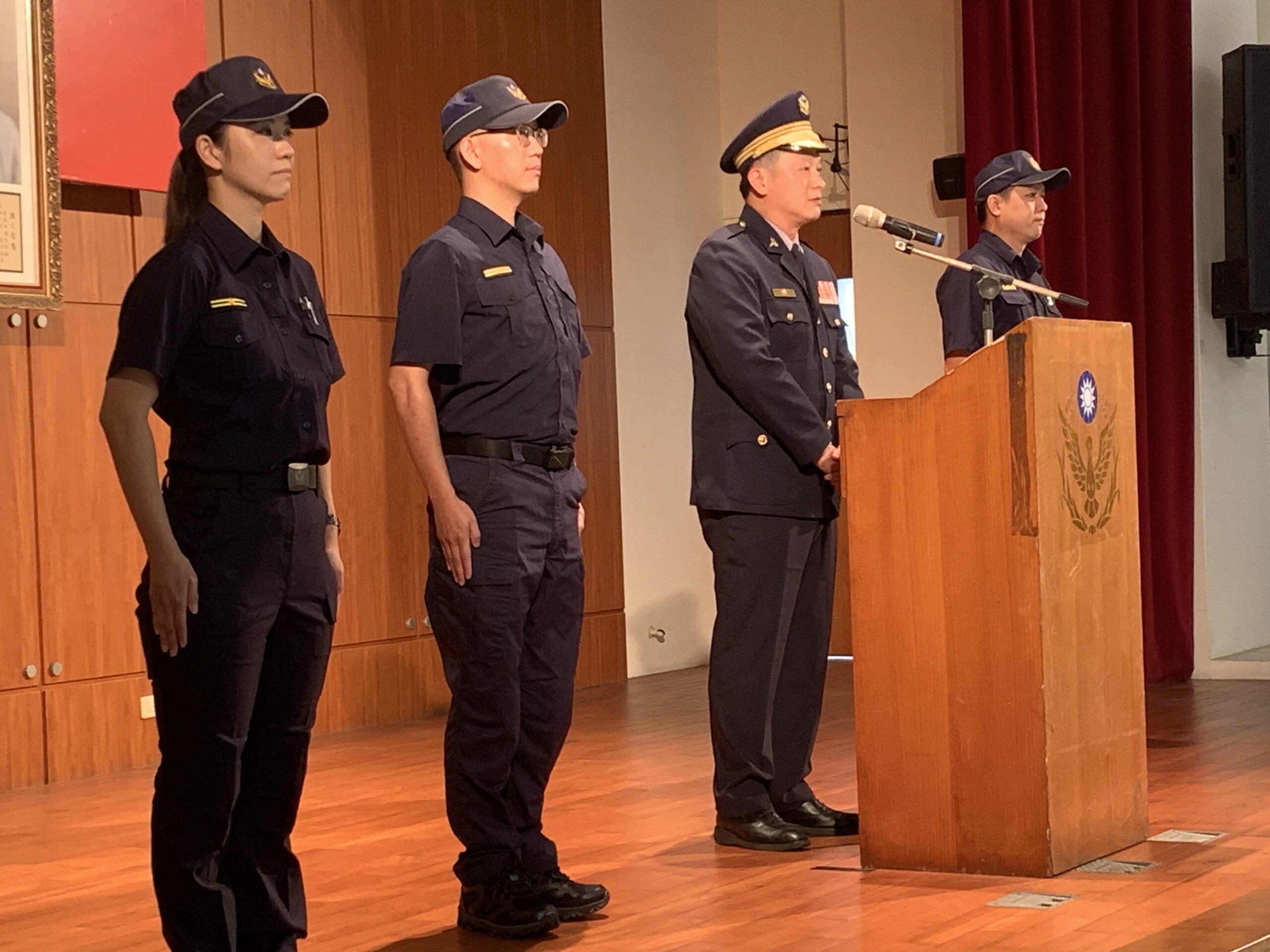龜山3派出所長履新 張鶴瓊期勉發揮專業守護治安 S 395853835 scaled