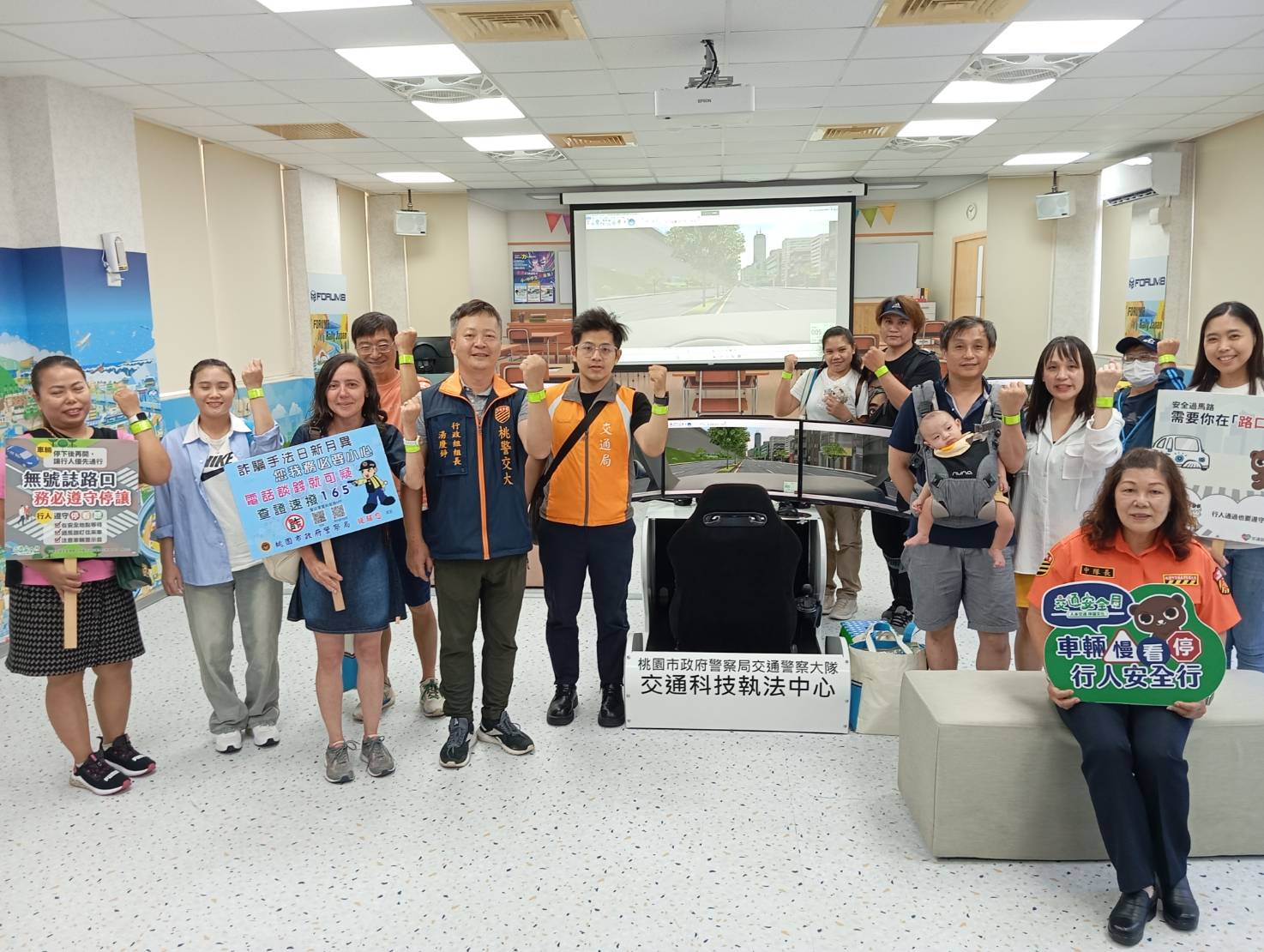 桃園交警舉辦宣導活動 提升新住民交通安全意識 S 44548124 0